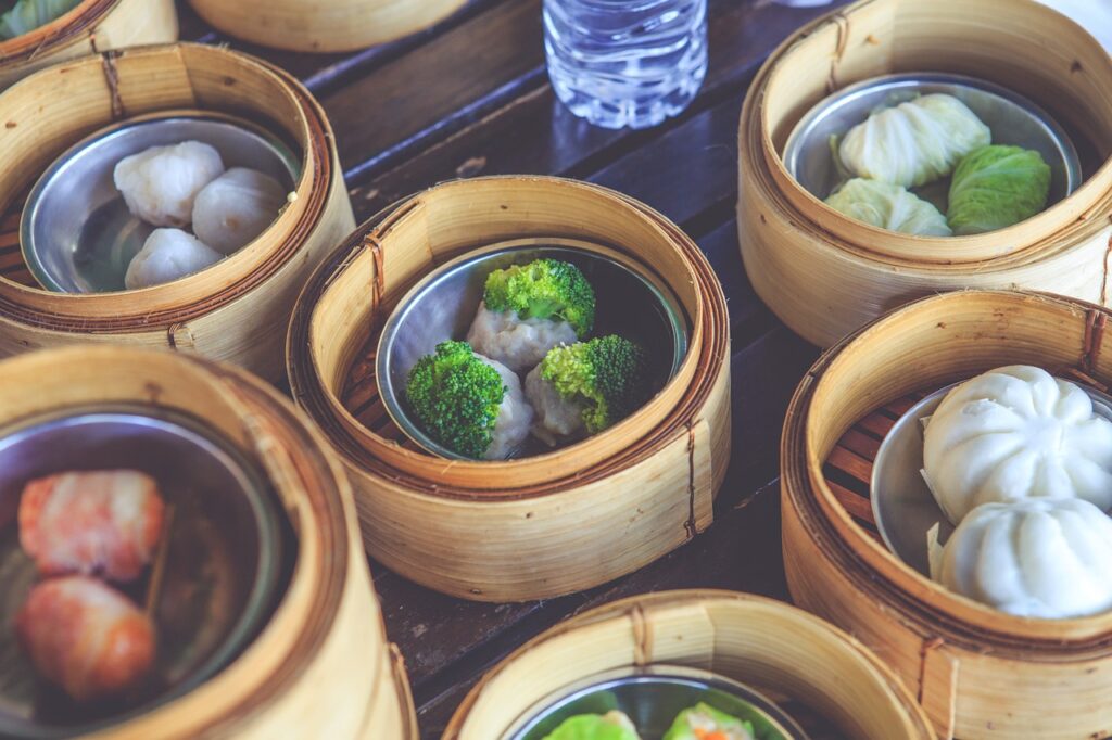 Among the wide range of frozen delicacies, dim sum is a crowd-pleasing favourite. In this article, we will delve into frozen food dim sum